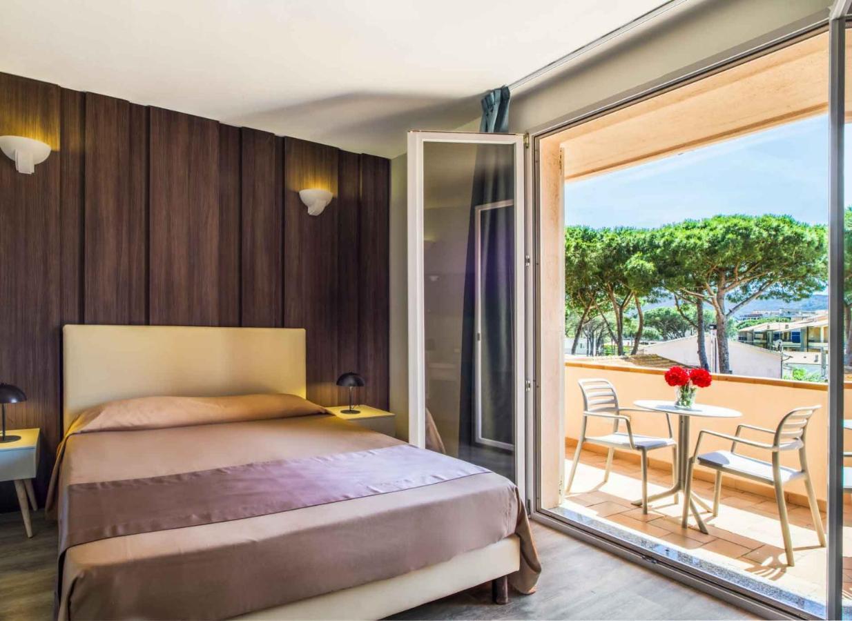 Hotel Riva Del Sole